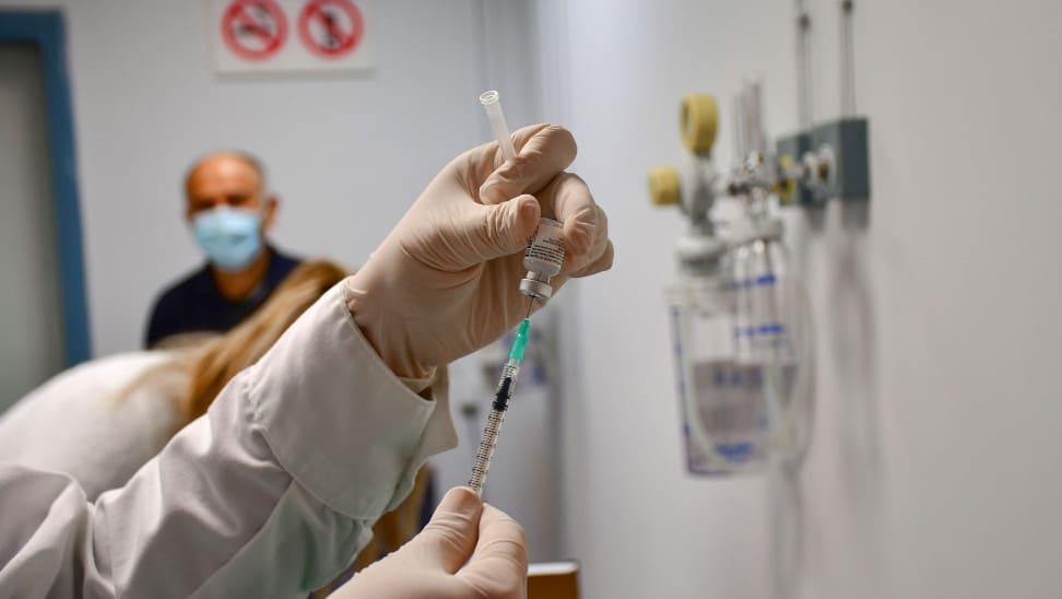Ελληνική Καρδιολογική Εταιρία: Καμία απόδειξη εμβόλια σχετίζονται ισχαιμικά επεισόδια